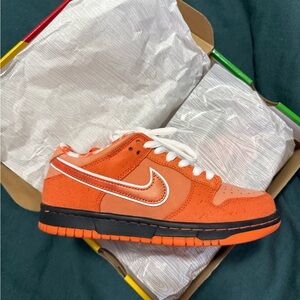 Nike SB Dunk Low Lobster Sneakers